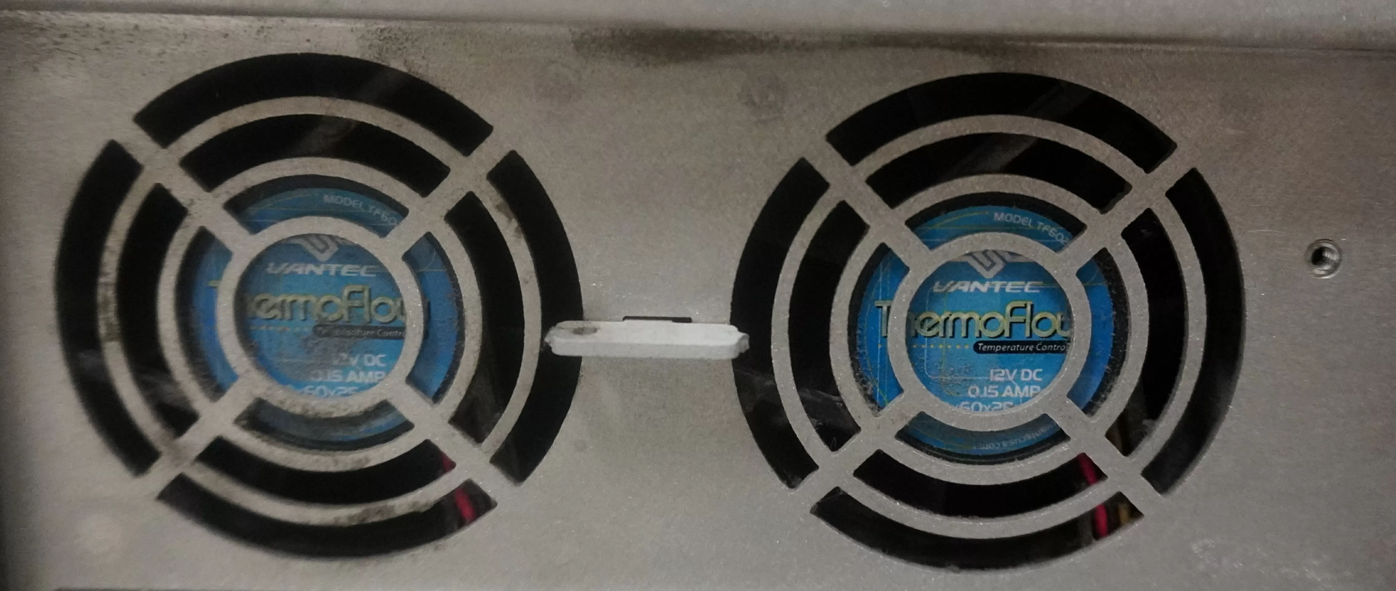 Dirty fans in the T/Mon master station